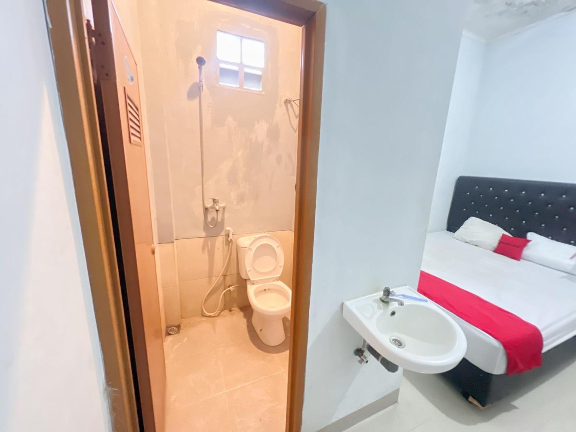 Reddoorz At Kay Residence Waydadi Lampung Μπαντάρ Λαμπούνγκ Εξωτερικό φωτογραφία