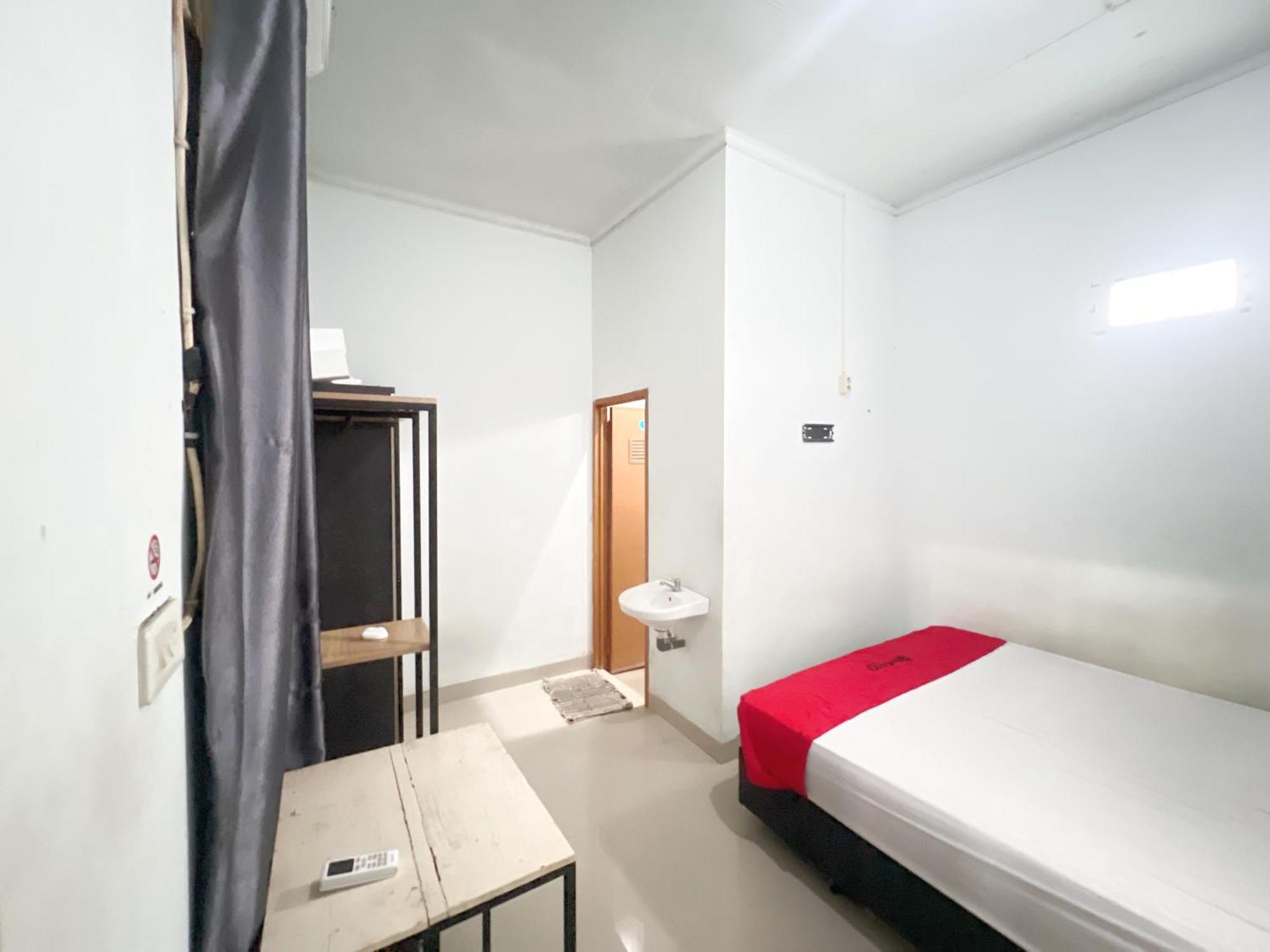 Reddoorz At Kay Residence Waydadi Lampung Μπαντάρ Λαμπούνγκ Εξωτερικό φωτογραφία