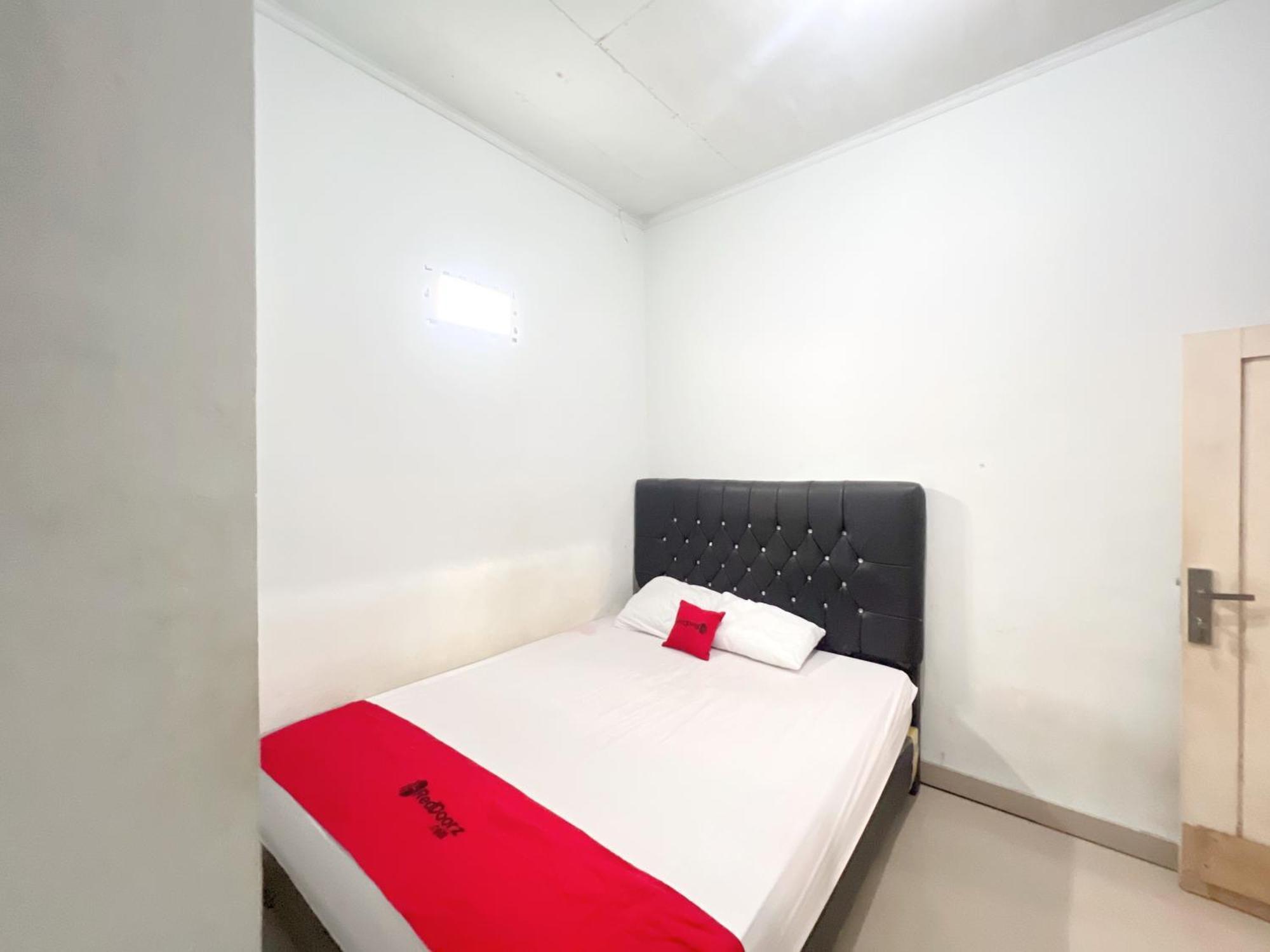 Reddoorz At Kay Residence Waydadi Lampung Μπαντάρ Λαμπούνγκ Εξωτερικό φωτογραφία